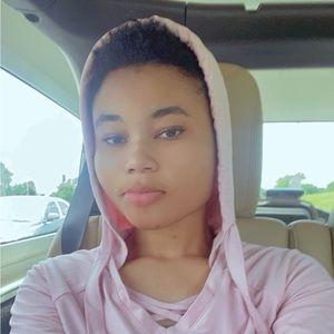 Meet your Posher, Prisila